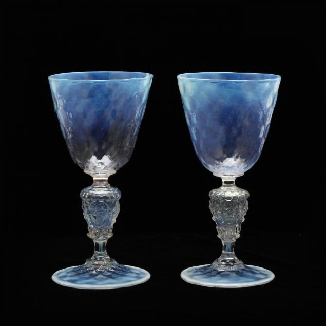 pair-of-venetian-stemmed-wine-glasses