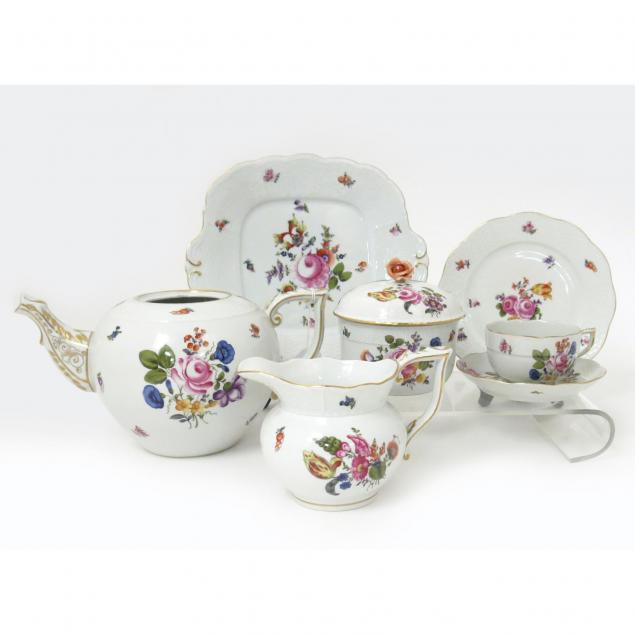 herend-bouquet-of-flowers-tea-set