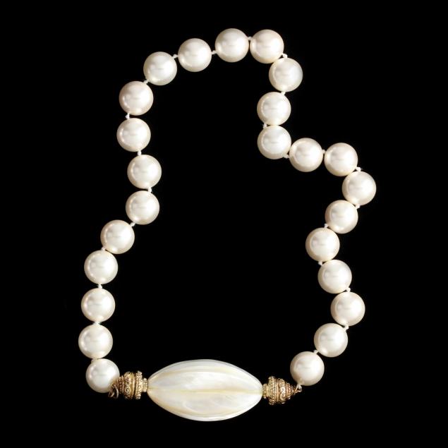 pearl-necklace-clara-williams
