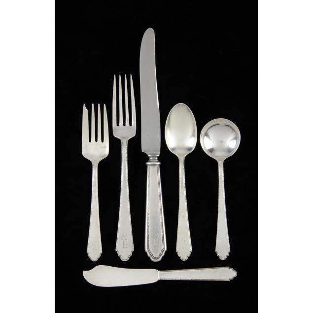 lunt-william-mary-sterling-silver-flatware