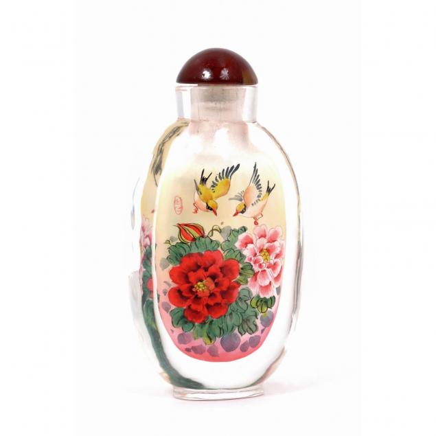 chinese-reverse-painted-snuff-bottle