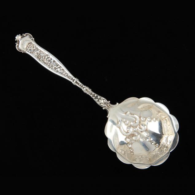 whiting-dresden-sterling-silver-berry-casserole-spoon