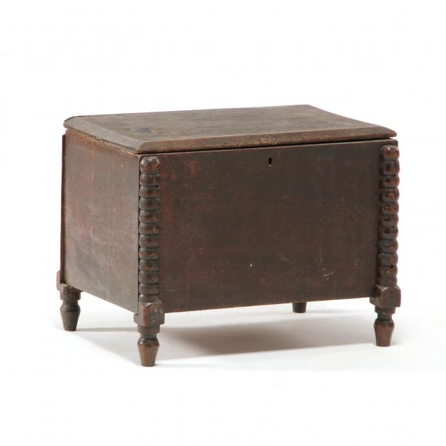 southern-miniature-blanket-chest