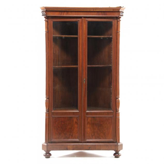 english-aesthetic-revival-corner-cabinet