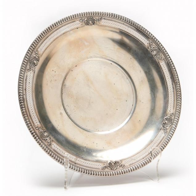 wallace-sterling-silver-cake-plate