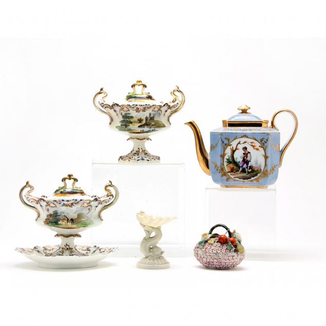 assorted-porcelain-grouping