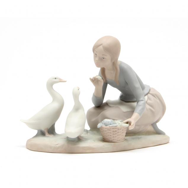 lladro-girl-feeding-ducks-4849