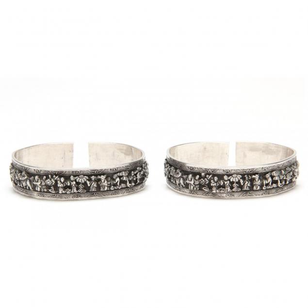 pair-of-vintage-silver-bracelets-chinese