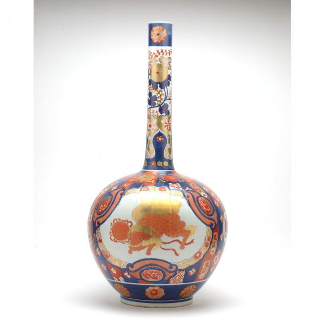 japanese-imari-oversized-bottle-vase
