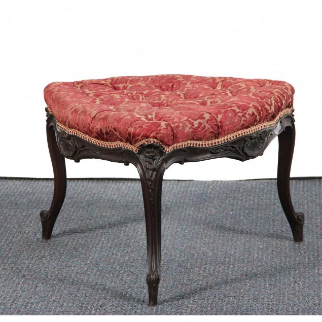 french-rococo-style-triangular-ottoman