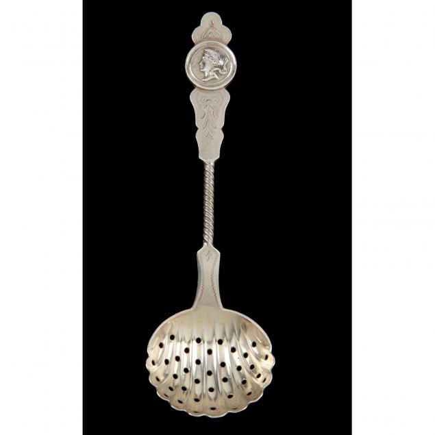 sterling-silver-medallion-pattern-sugar-sifter