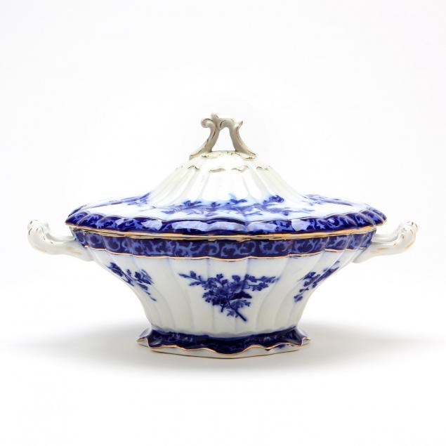 antique-flow-blue-covered-tureen
