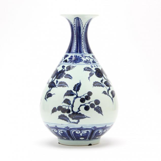 chinese-blue-underglaze-vase