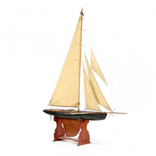 large-antique-pond-yacht