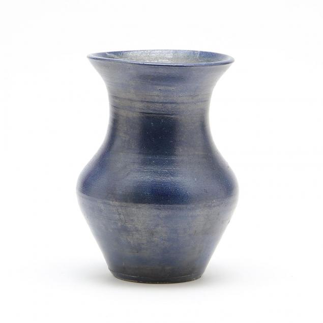 nc-art-pottery-c-r-auman-vase