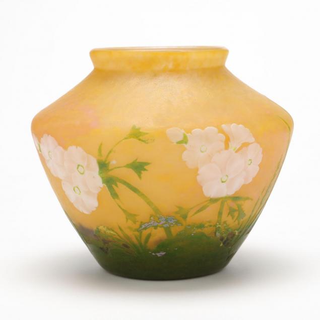 daum-nancy-cameo-glass-vase