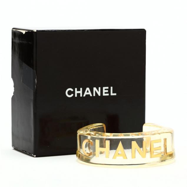 vintage-lucite-wide-cuff-bracelet-chanel