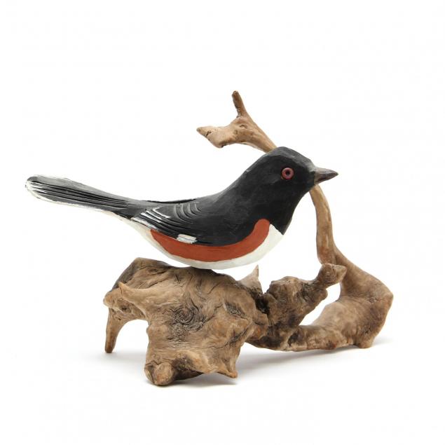 contemporary-bird-carving-on-driftwood