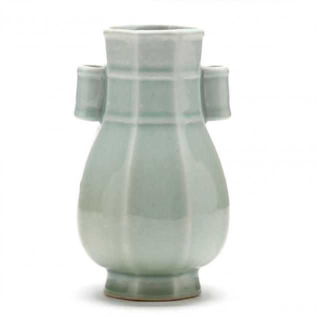 chinese-celadon-two-handled-vase-i-fanghu-i