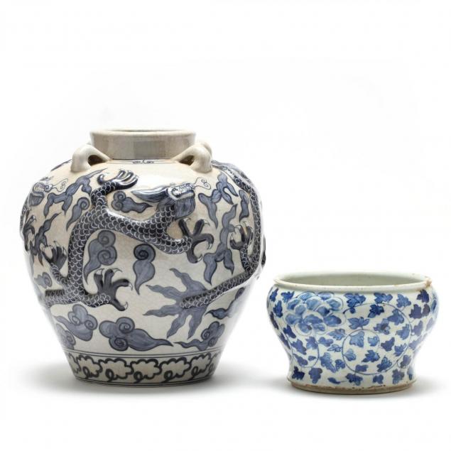 two-blue-and-white-vases