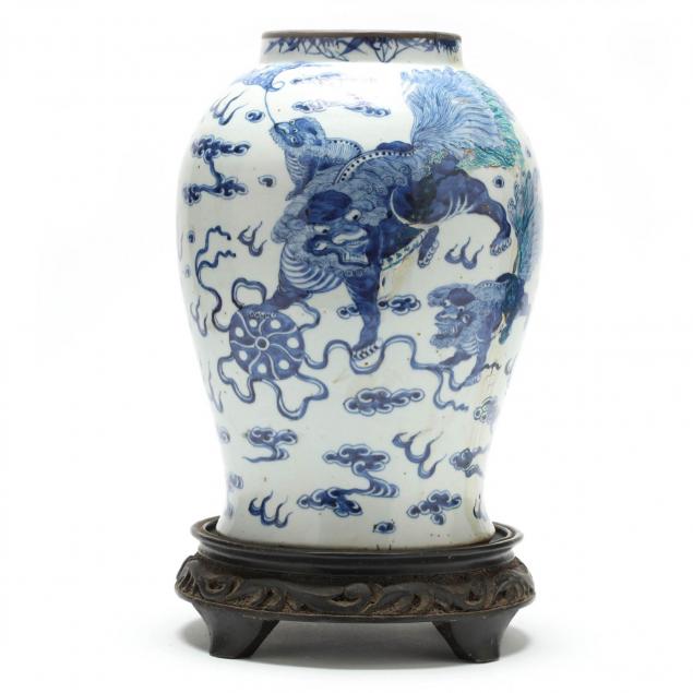 large-blue-and-white-ginger-jar