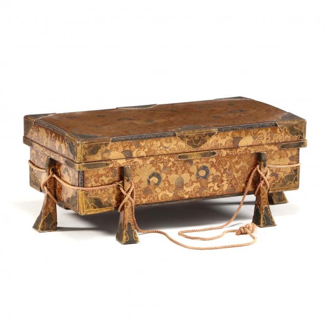 japanese-lacquered-chest