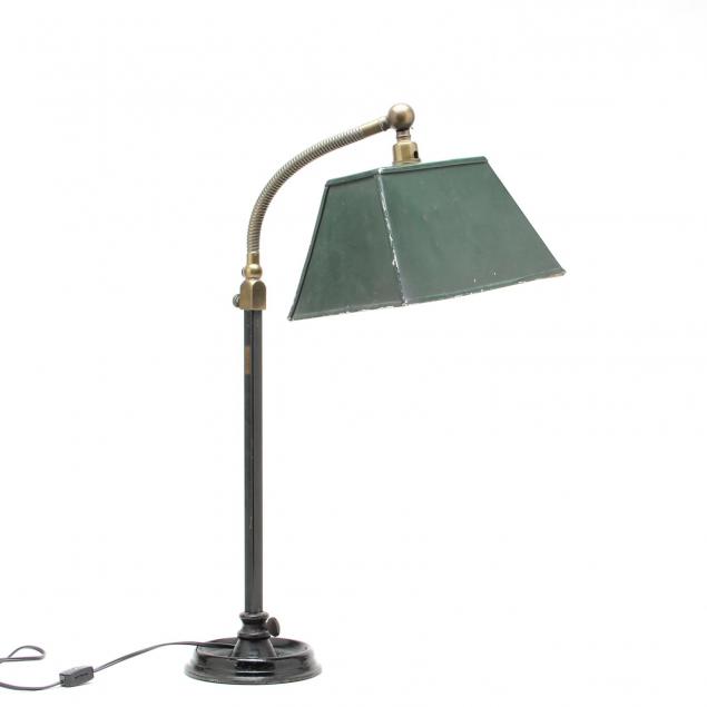 industrialist-table-lamp