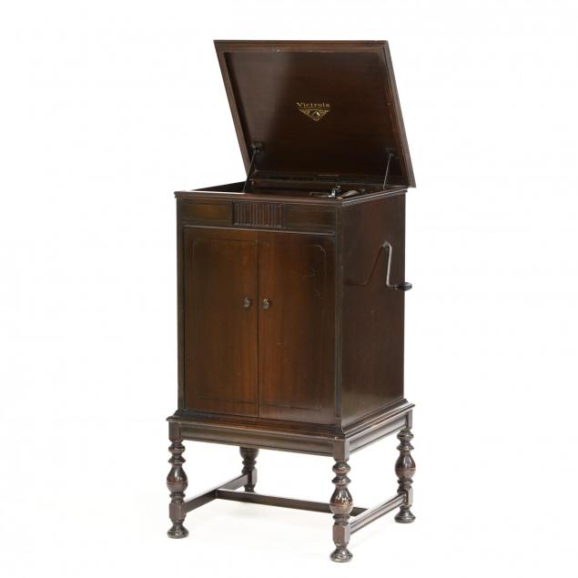 victor-victrola-talking-machine