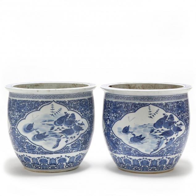 pair-of-chinese-blue-and-white-decorated-jardinieres