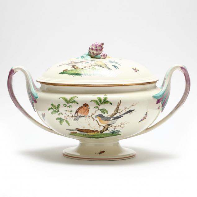 wedgwood-creamware-lidded-tureen