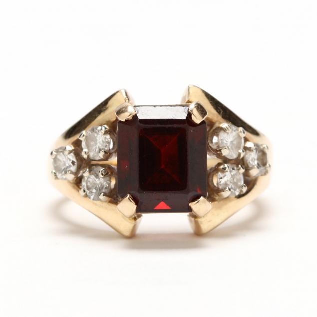 14kt-garnet-and-diamond-ring