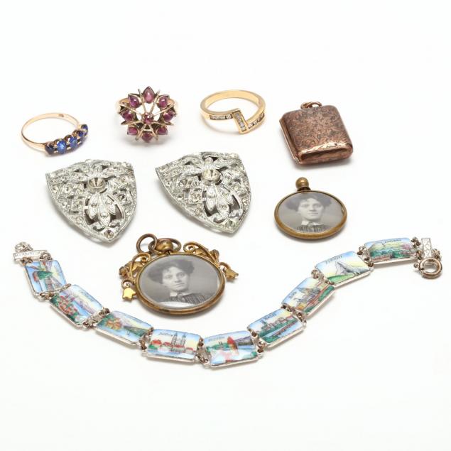 assorted-jewelry