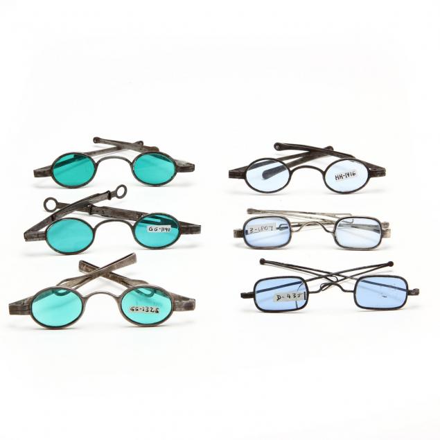 group-of-antique-eyeglasses-with-tinted-lenses