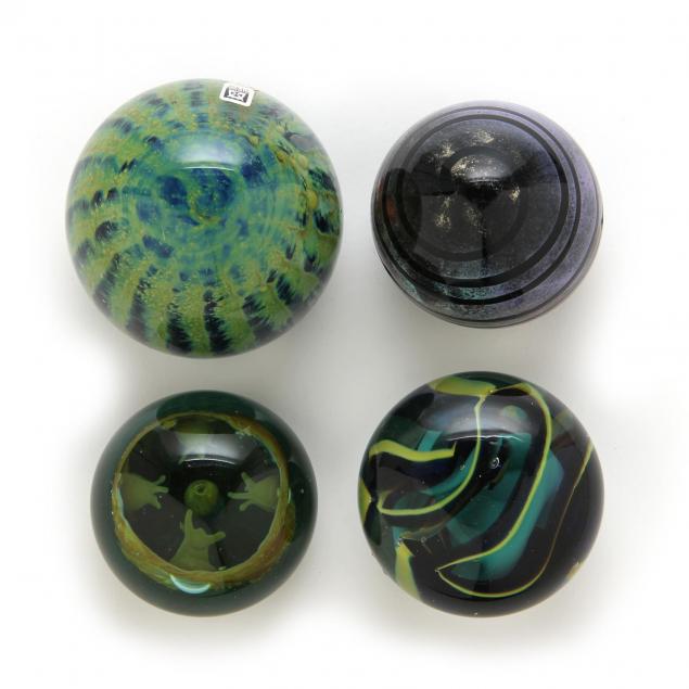 four-modernist-art-glass-paperweights