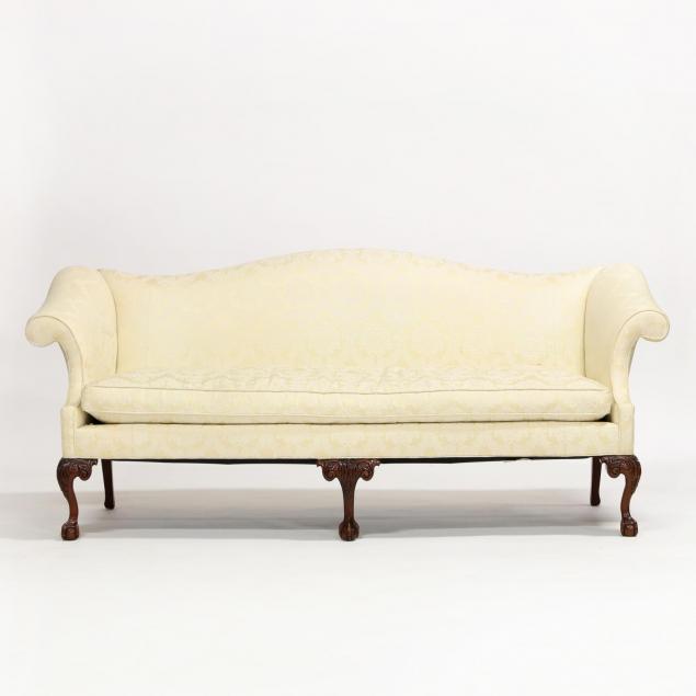 southwood-chippendale-style-sofa