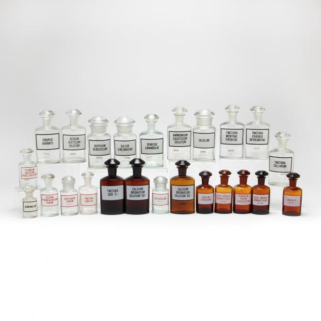 group-of-similar-apothecary-bottles