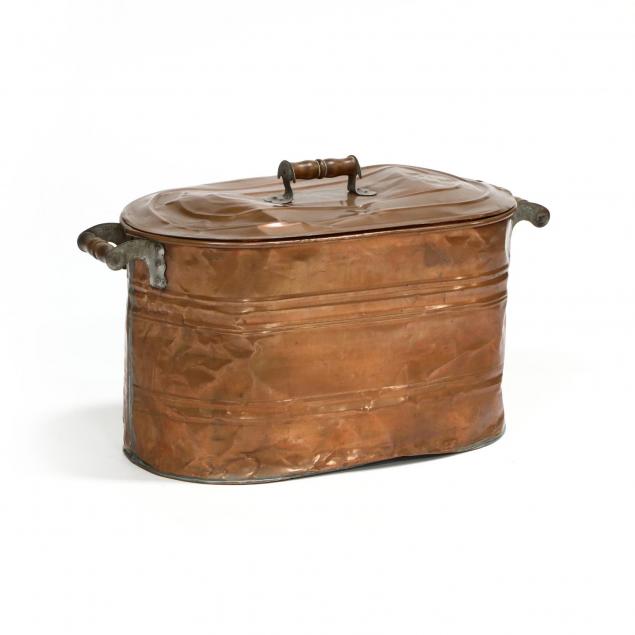 vintage-lidded-copper-footbath