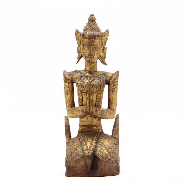 thai-praying-temple-figure