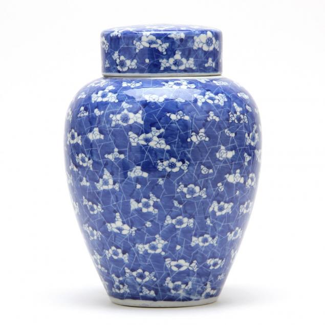 a-chinese-porcelain-hawthorne-ginger-jar