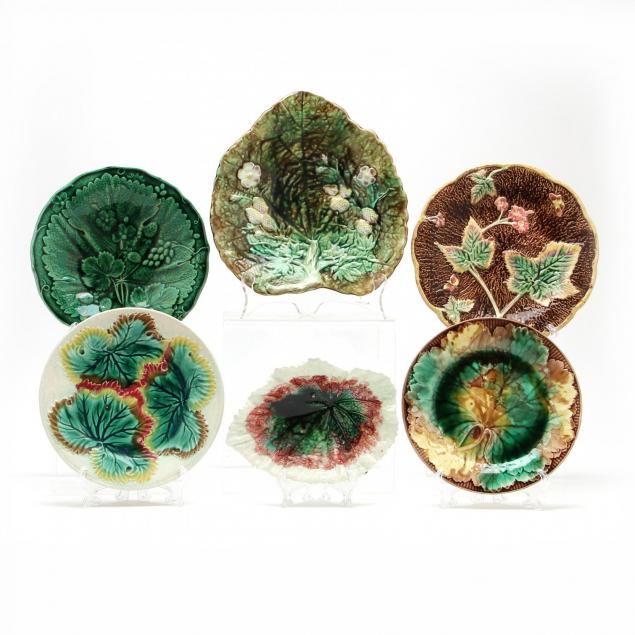 six-majolica-leaf-motif-dishes