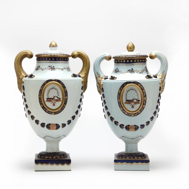 mottahedeh-pair-of-federal-style-lidded-mantle-urns