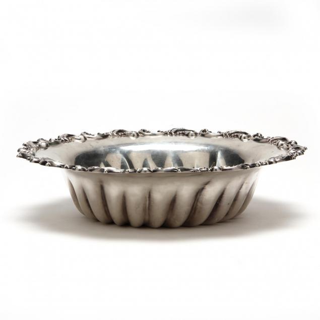 sterling-silver-center-bowl-by-whiting