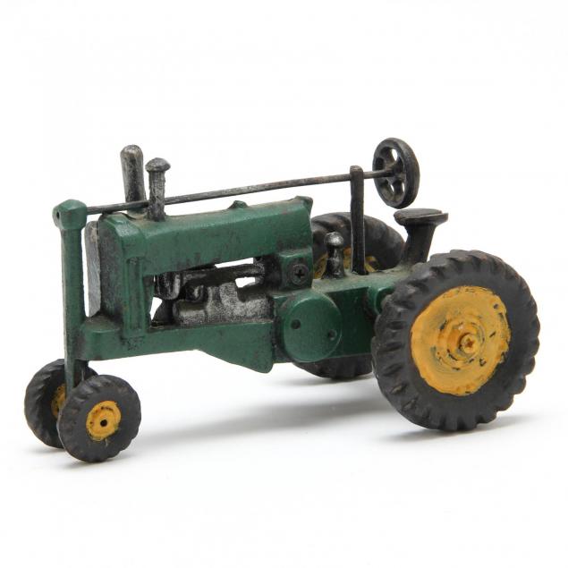 arcade-cast-iron-john-deere-tractor