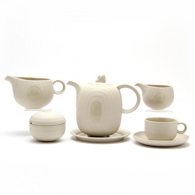 hornsea-19-piece-tea-set