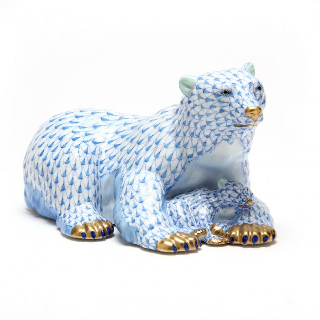 herend-polar-bear-and-baby-figurine