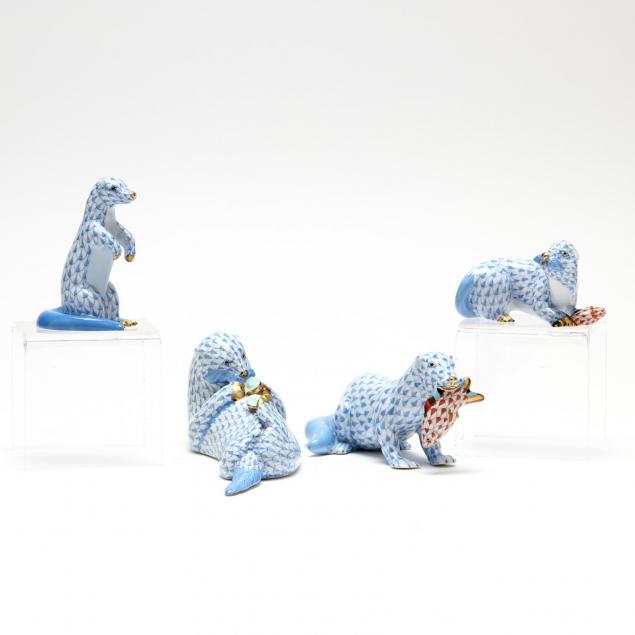 four-herend-otter-figurines