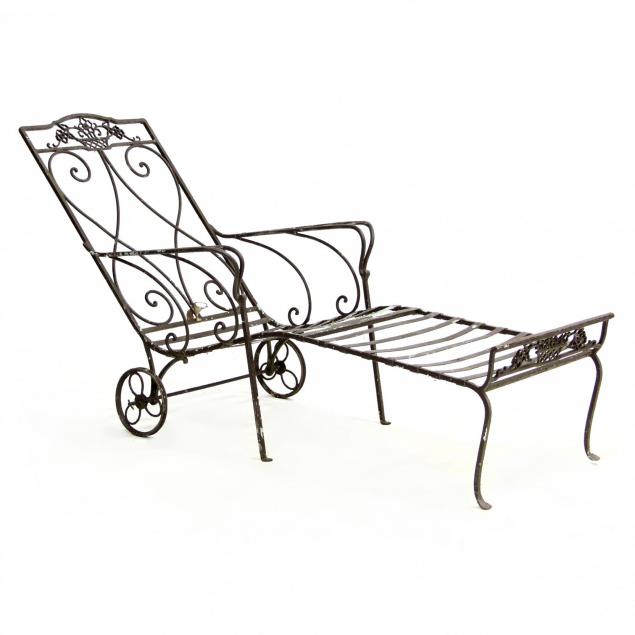 vintage-iron-chaise-lounge