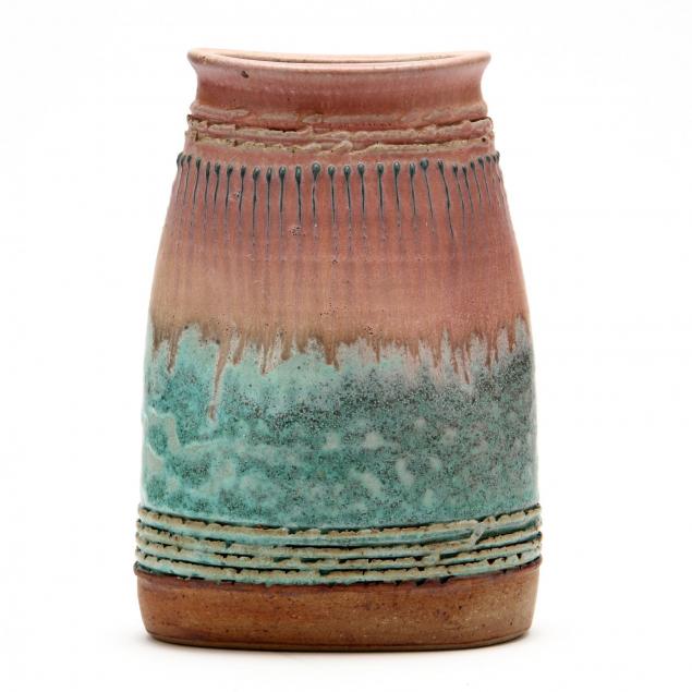 julie-perry-nc-beach-day-provides-it-s-own-gifts-pottery-vessel