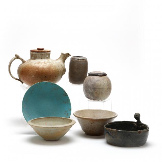 seven-pieces-of-assorted-studio-pottery