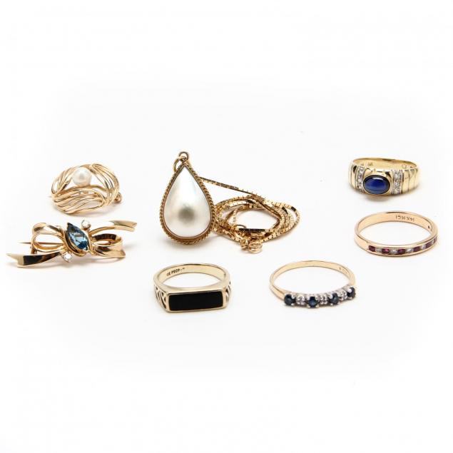 a-gold-jewelry-grouping